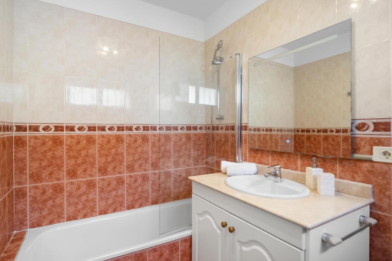 Roque Del Conde Aragon Appartement Costa Adeje  Buitenkant foto